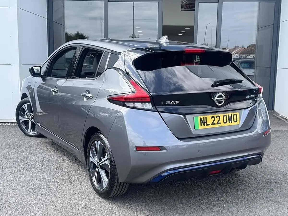 2022-nissan-leaf-e-n-connecta-big-2