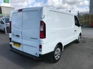 2022-renault-trafic-20dci-sl28-130-business-small-3