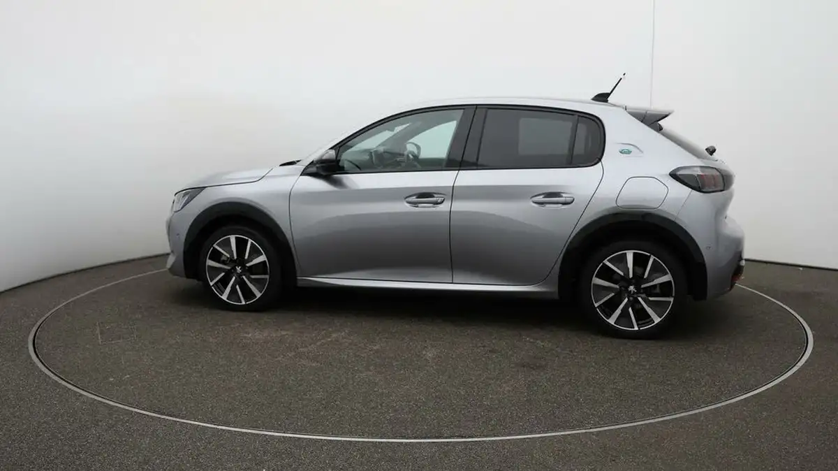 2022-peugeot-208-e-gt-136bhp-50kwh-big-58