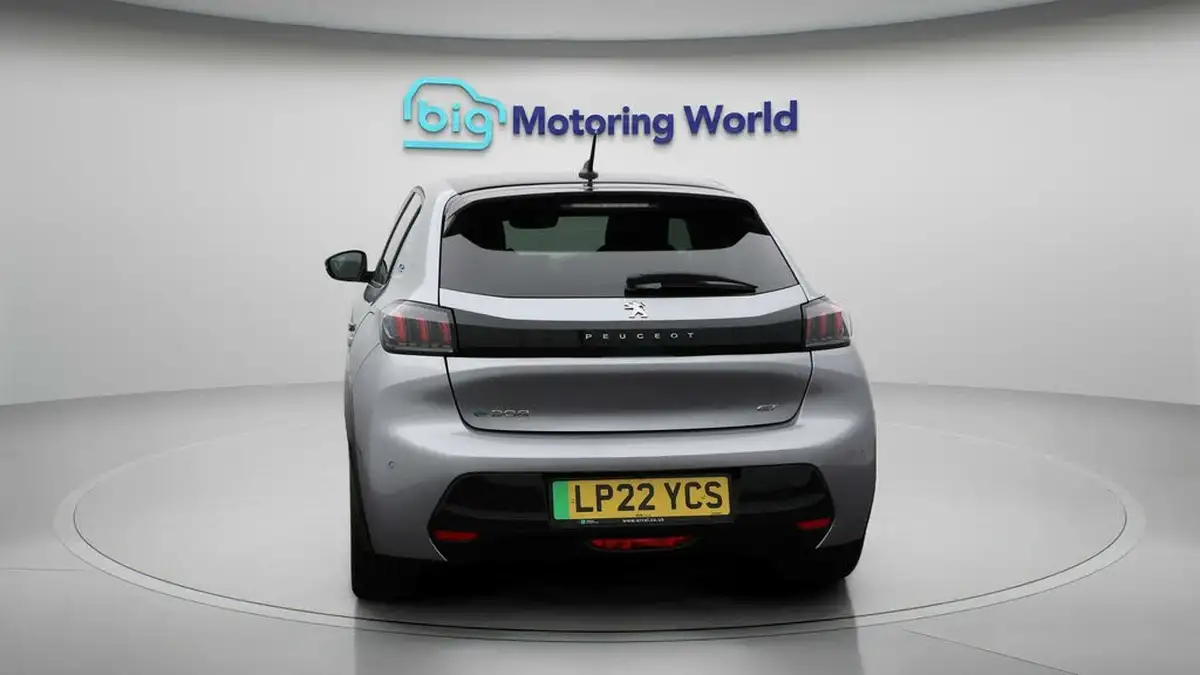 2022-peugeot-208-e-gt-136bhp-50kwh-big-6