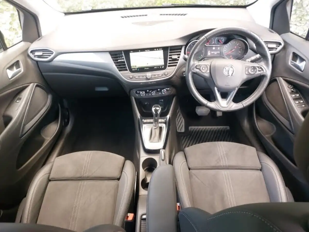 2022-vauxhall-crossland-15-ultimate-120ps-auto-big-2