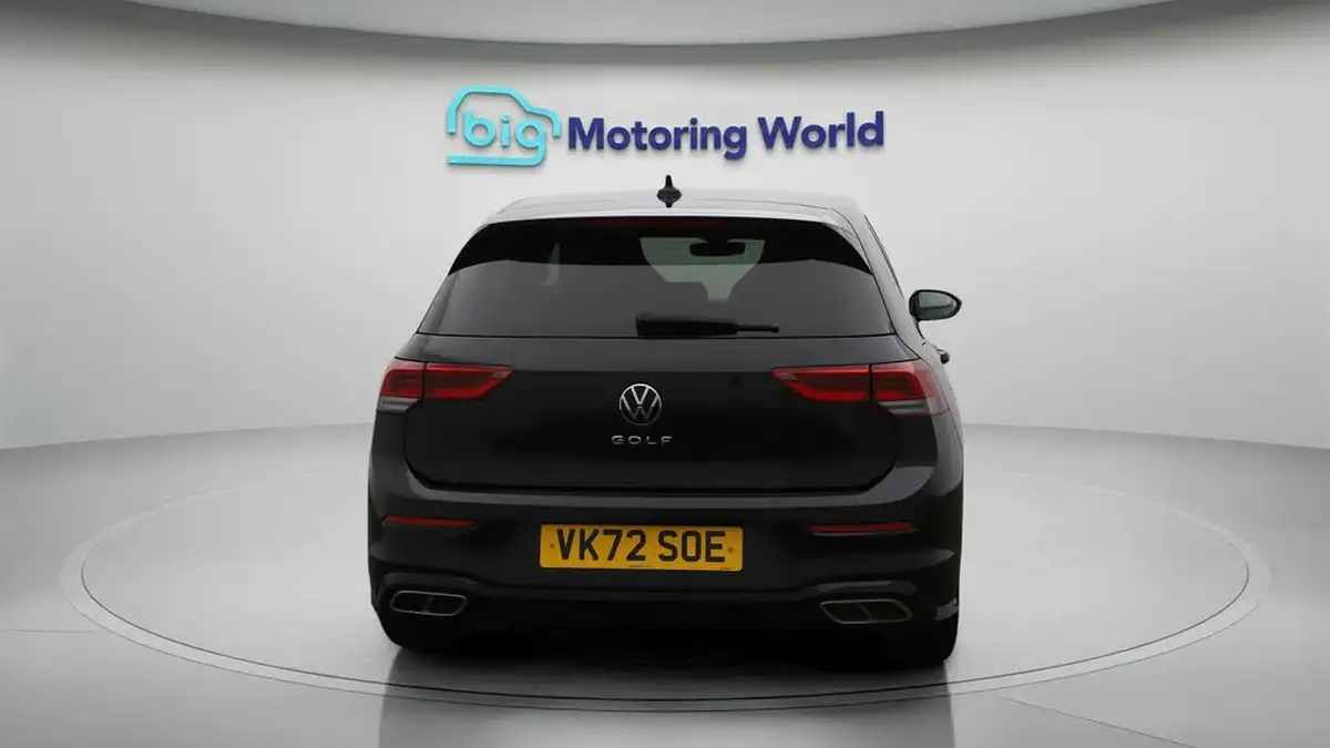 2022-volkswagen-golf-15-tsi-r-line-130ps-hatchback-big-6