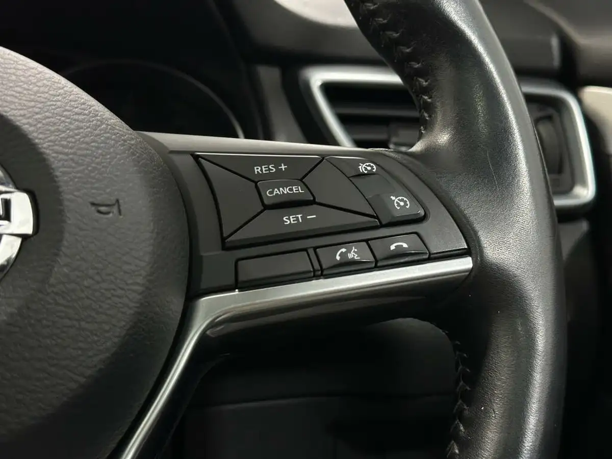 2017-nissan-qashqai-16-dig-t-tekna-big-13
