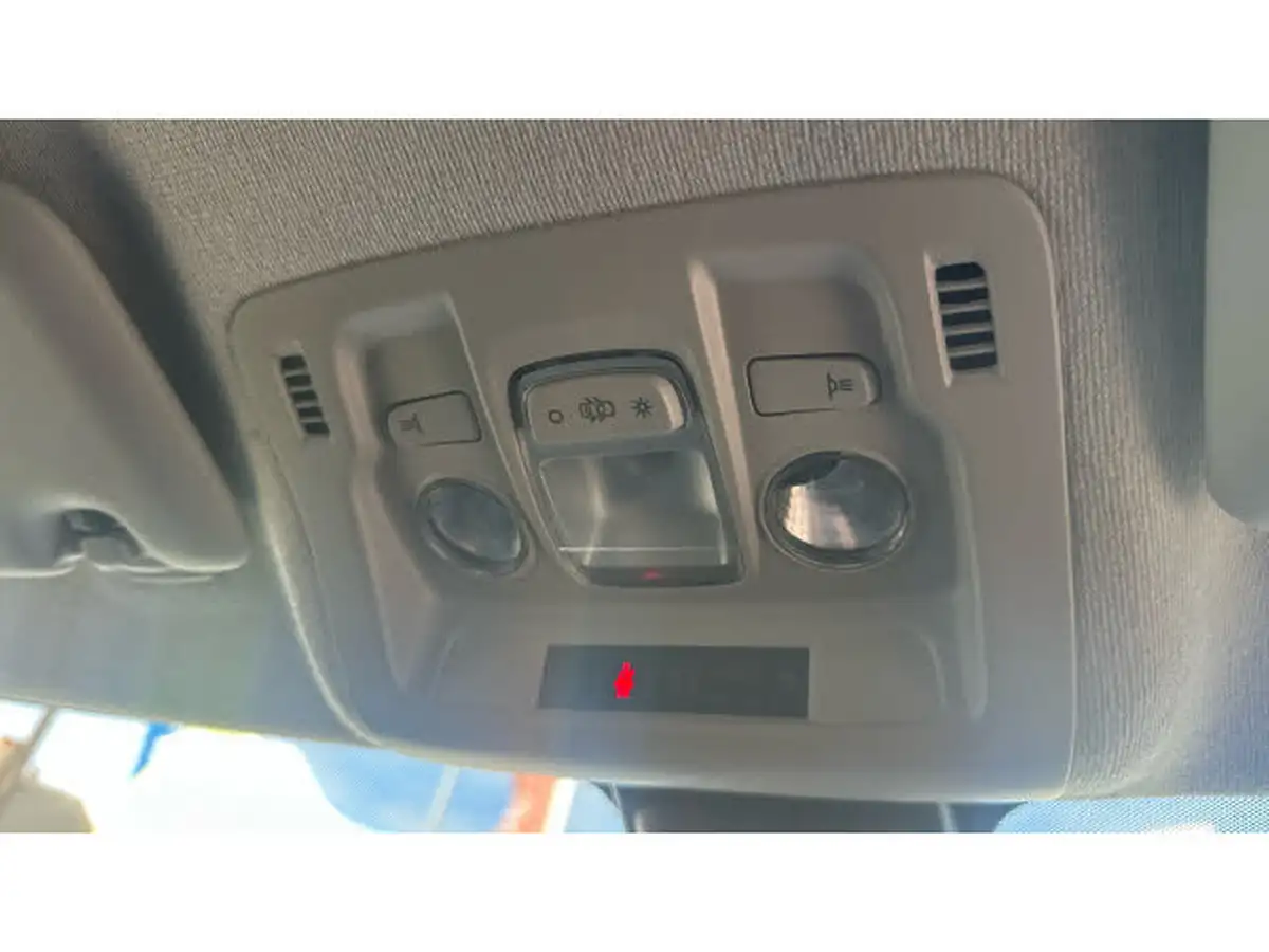 2022-citroen-c3-12-puretech-c-series-edition-83ps-ss-big-38
