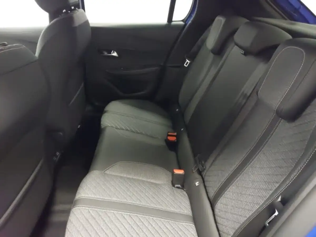 2024-peugeot-208-12-puretech-allure-big-5