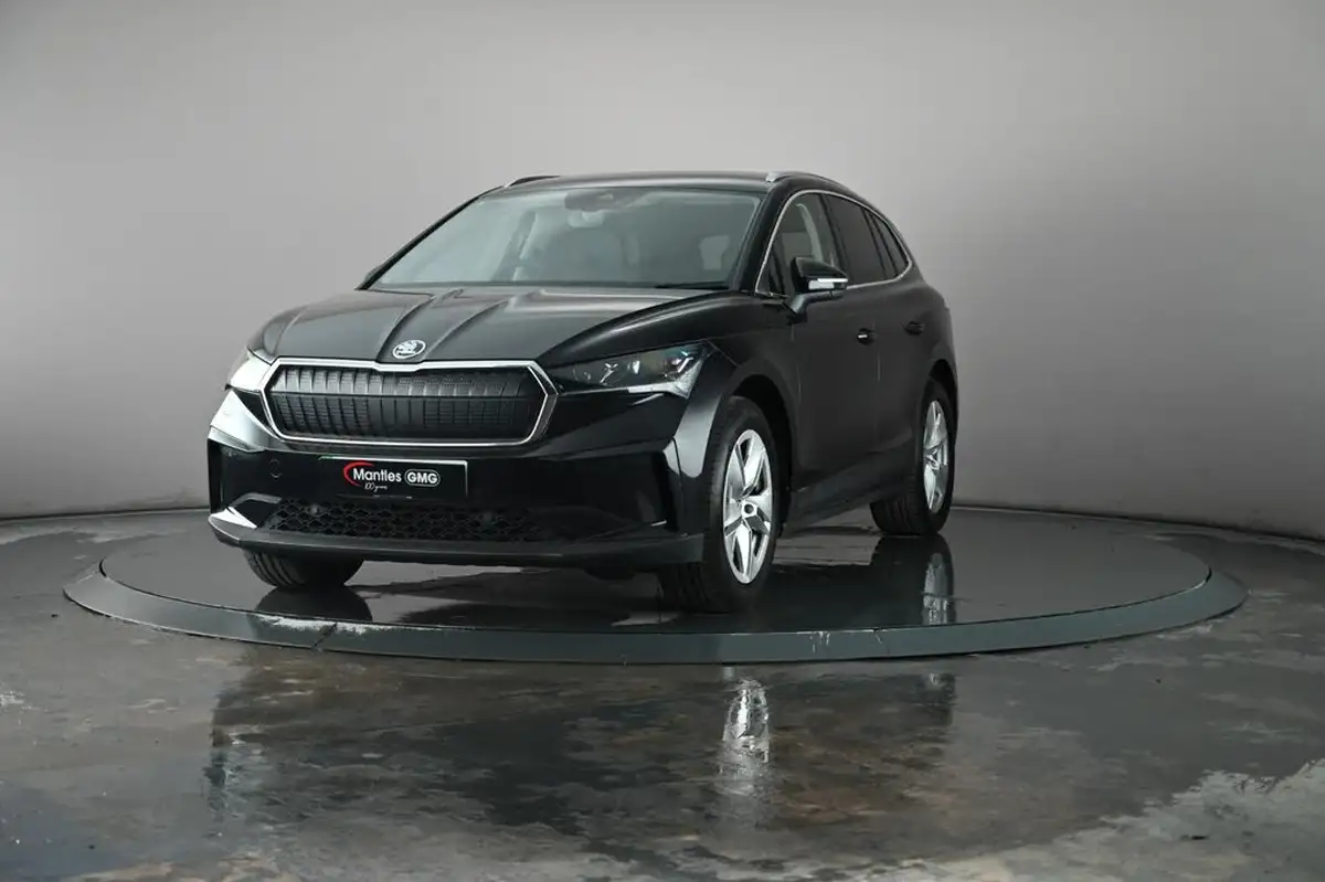 2023-skoda-enyaq-e-80-82-kwh-station-wagon-big-7