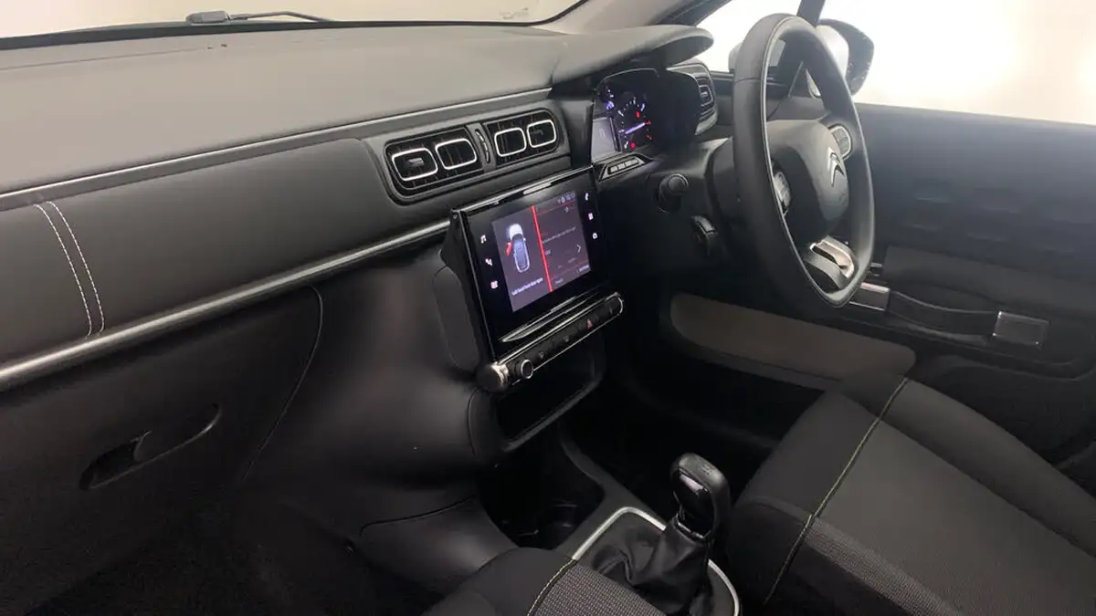 2023-citroen-c3-12-puretech-c-series-edition-83ps-ss-big-1