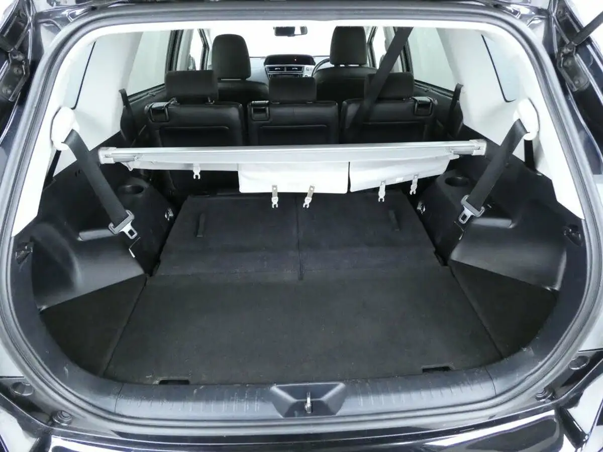 2019-toyota-prius-18-vvt-i-excel-big-24