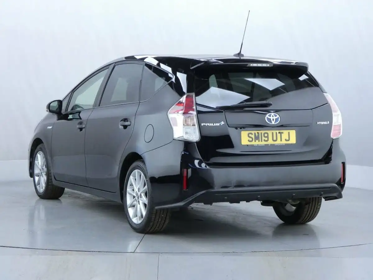 2019-toyota-prius-18-vvt-i-excel-big-5