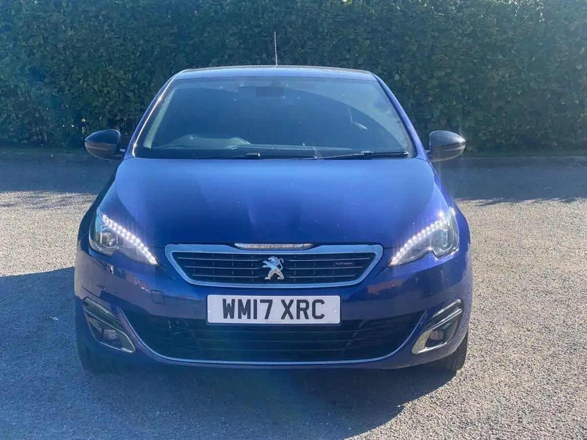 2017-peugeot-308-12-puretech-gt-line-big-2