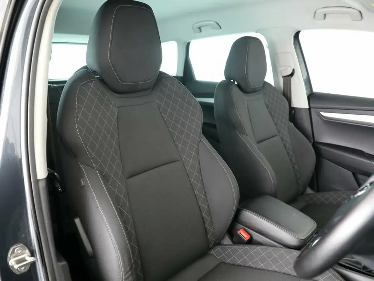 2021-skoda-karoq-15-tsi-se-technology-dsg-big-20