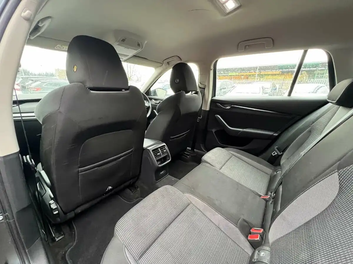 2022-skoda-octavia-14-tsi-se-technology-estate-big-27