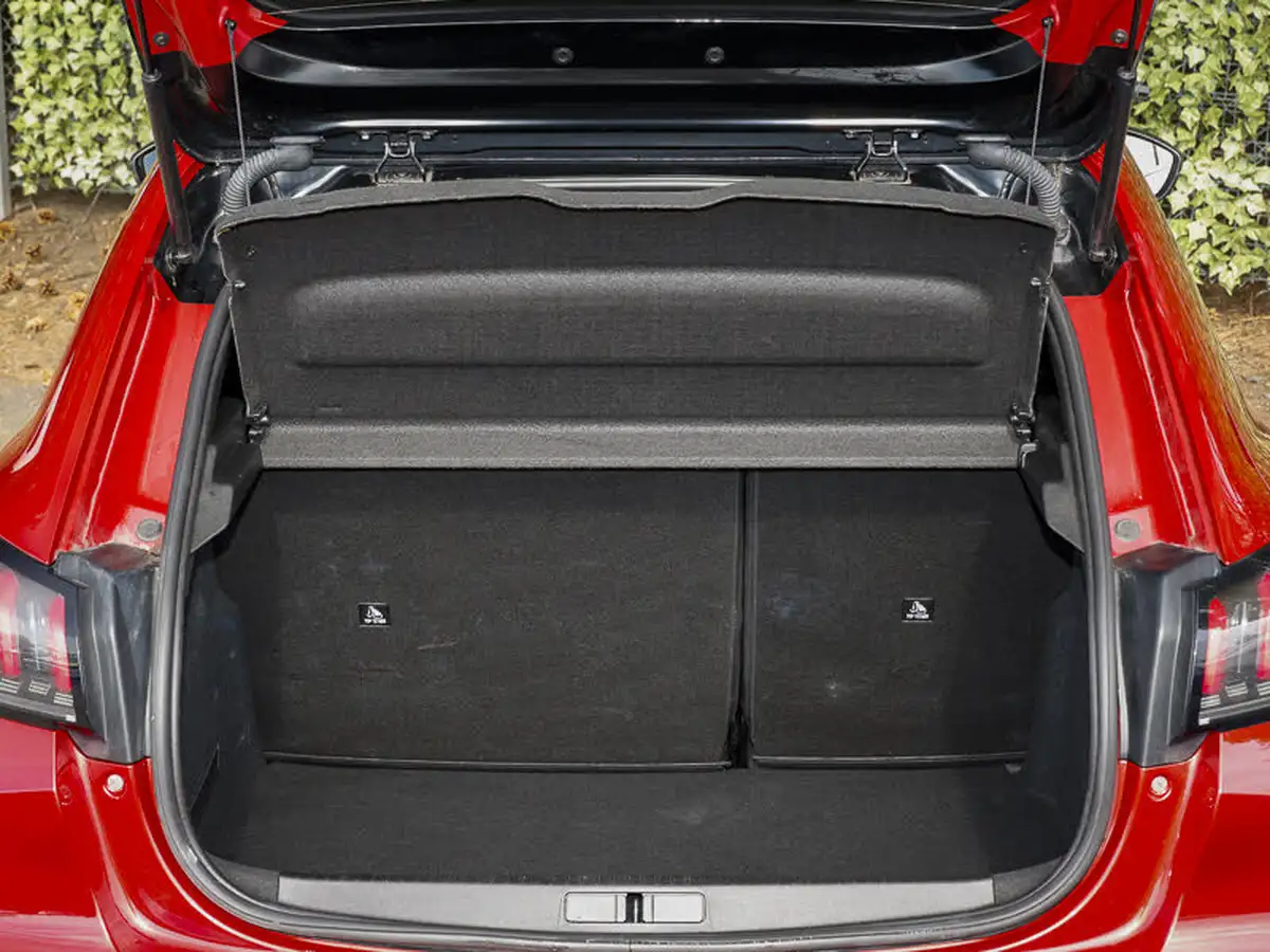 2022-peugeot-208-12-puretech-gt-premium-100bhp-big-9