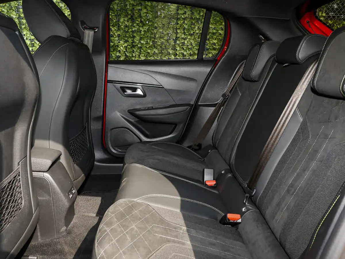 2022-peugeot-208-12-puretech-gt-premium-100bhp-big-5