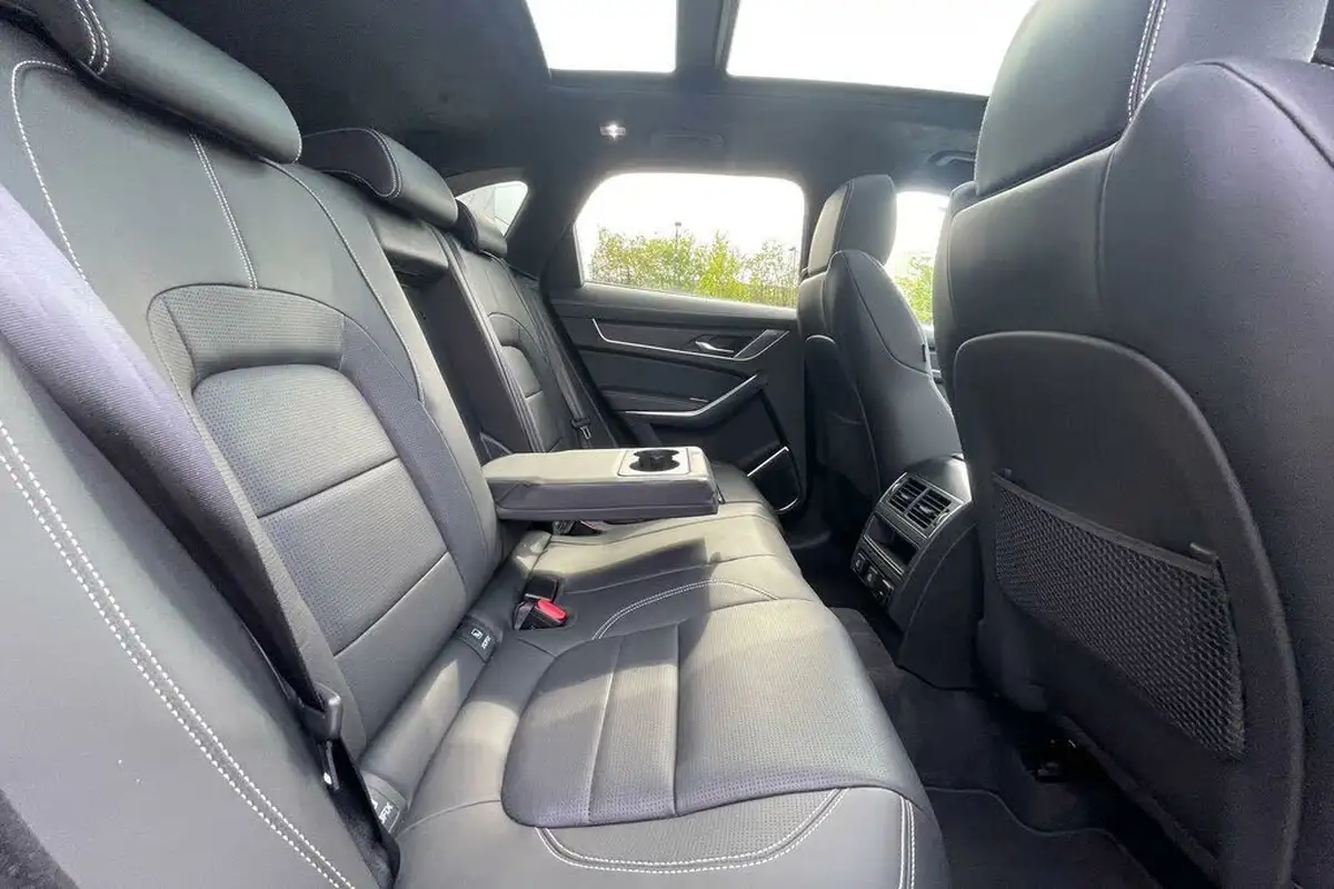 2024-jaguar-f-pace-20-p400e-r-dynamic-hse-black-90th-anniversary-edition-big-42