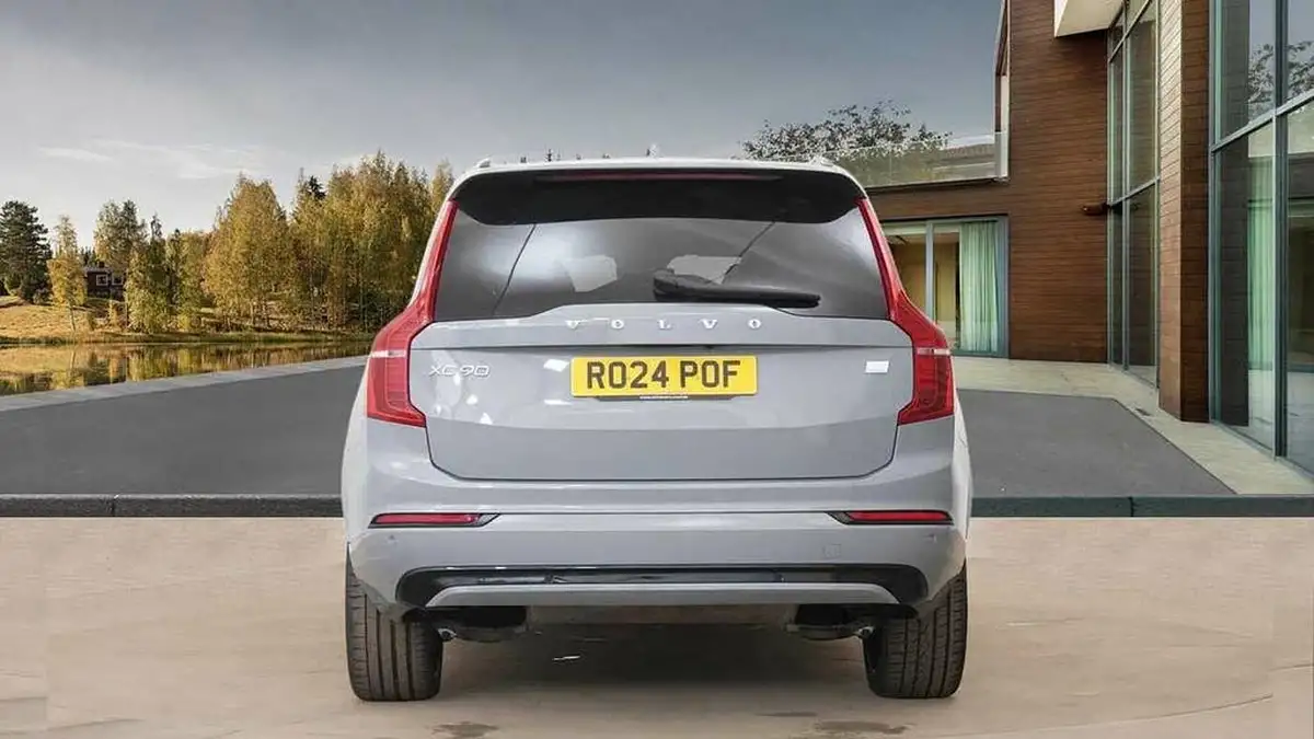2024-volvo-xc90-20-t8-ultimate-dark-big-3