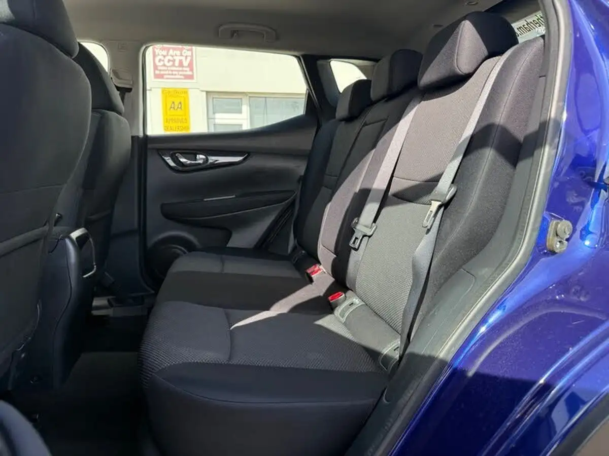 2017-nissan-qashqai-15dci-acenta-smart-vision-packtech-pack-big-11