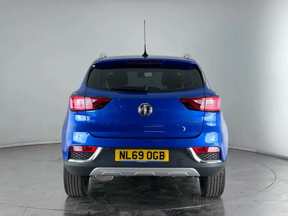2019-mg-zs-suv-15-vti-tech-exclusive-106ps-big-6