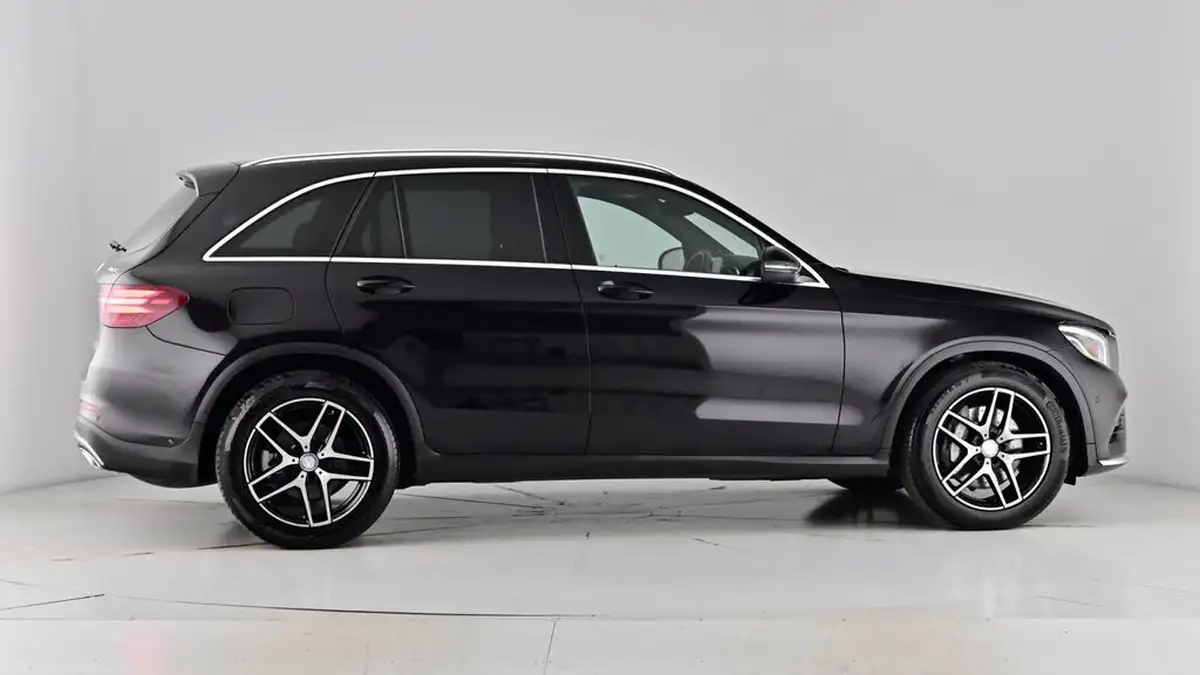 2016-mercedes-benz-glc-class-21d-glc220d-amg-line-ss-station-wagon-auto-big-79