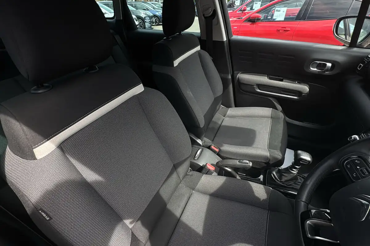 2021-citroen-c3-aircross-12-puretech-shine-110ps-big-30