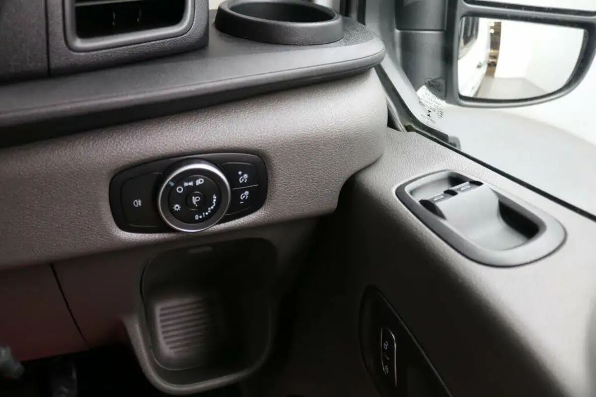 2022-ford-transit-big-54