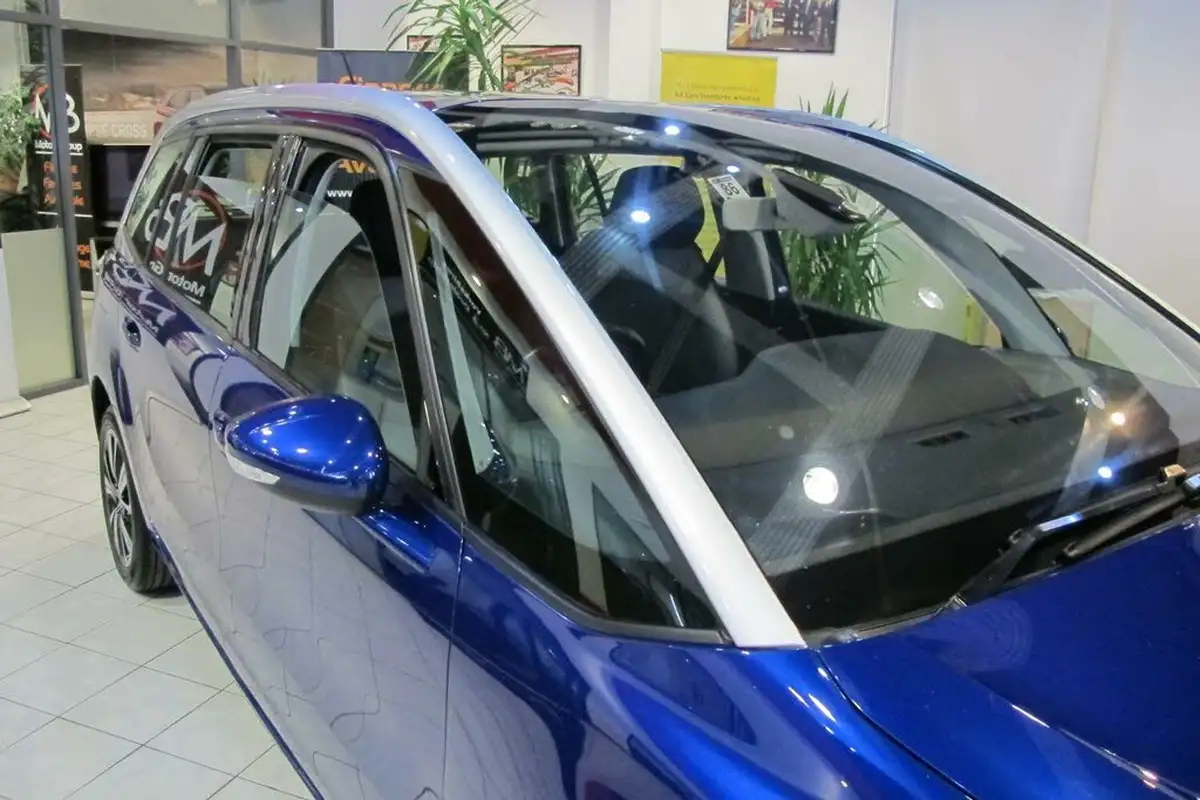 2018-citroen-grand-c4-picasso-16bluehdi-feel-big-14