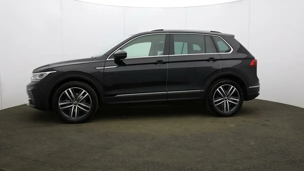 2022-volkswagen-tiguan-15-tsi-elegance-big-26