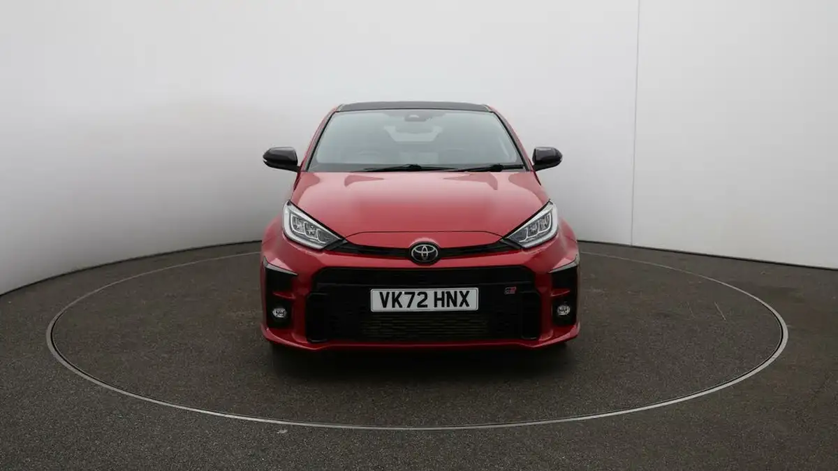 2022-toyota-yaris-16-gr-circuit-pack-big-34