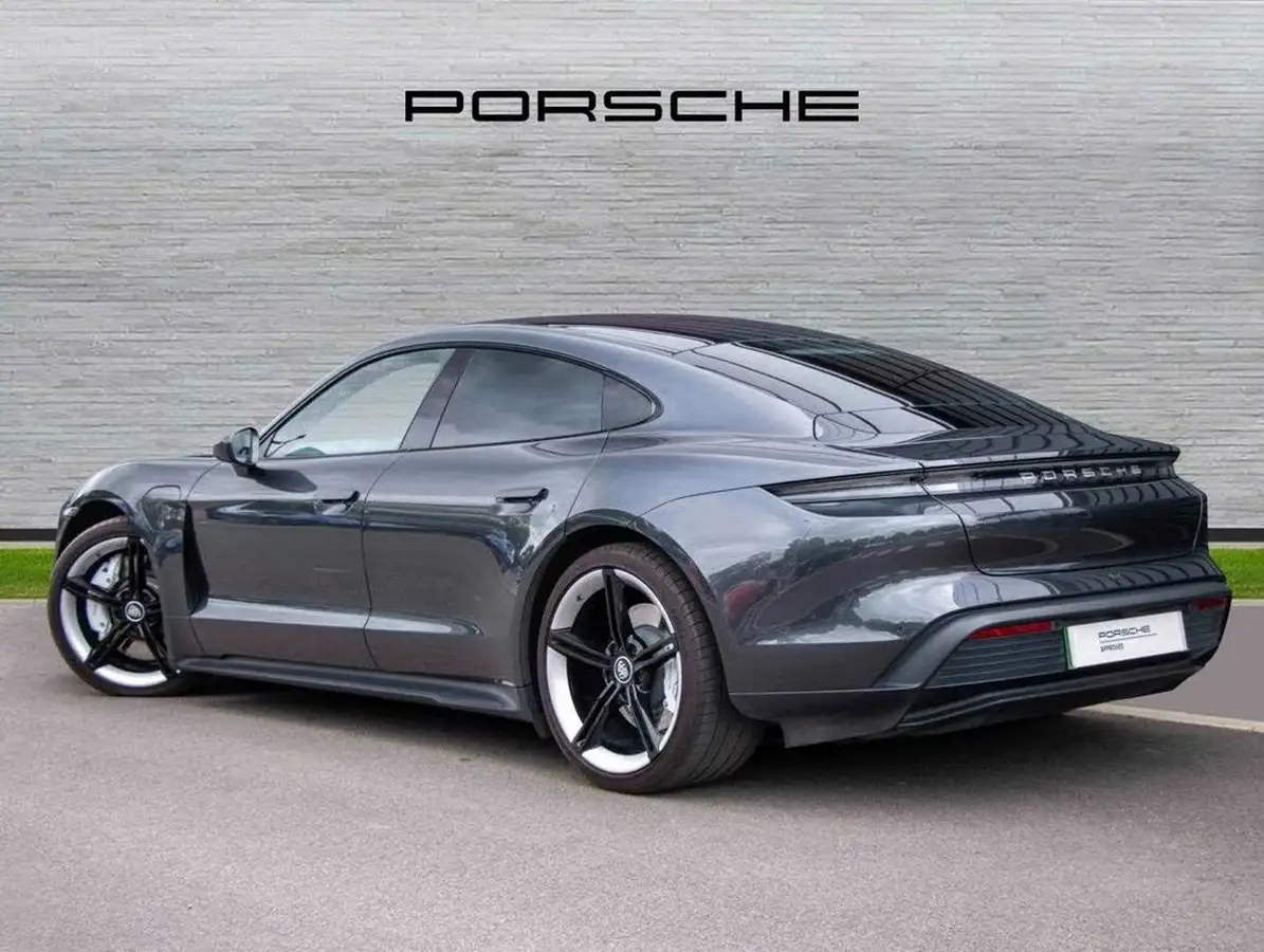 2021-porsche-taycan-e-4s-571ps-performance-battery-plus-big-2