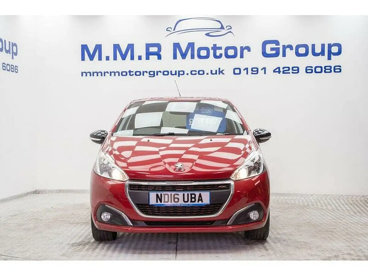 2016-peugeot-208-12-puretech-gt-line-5d-big-3