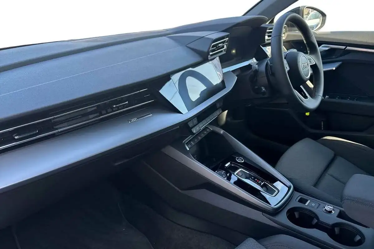 2025-audi-a3-15-40-tfsi-e-sport-big-1