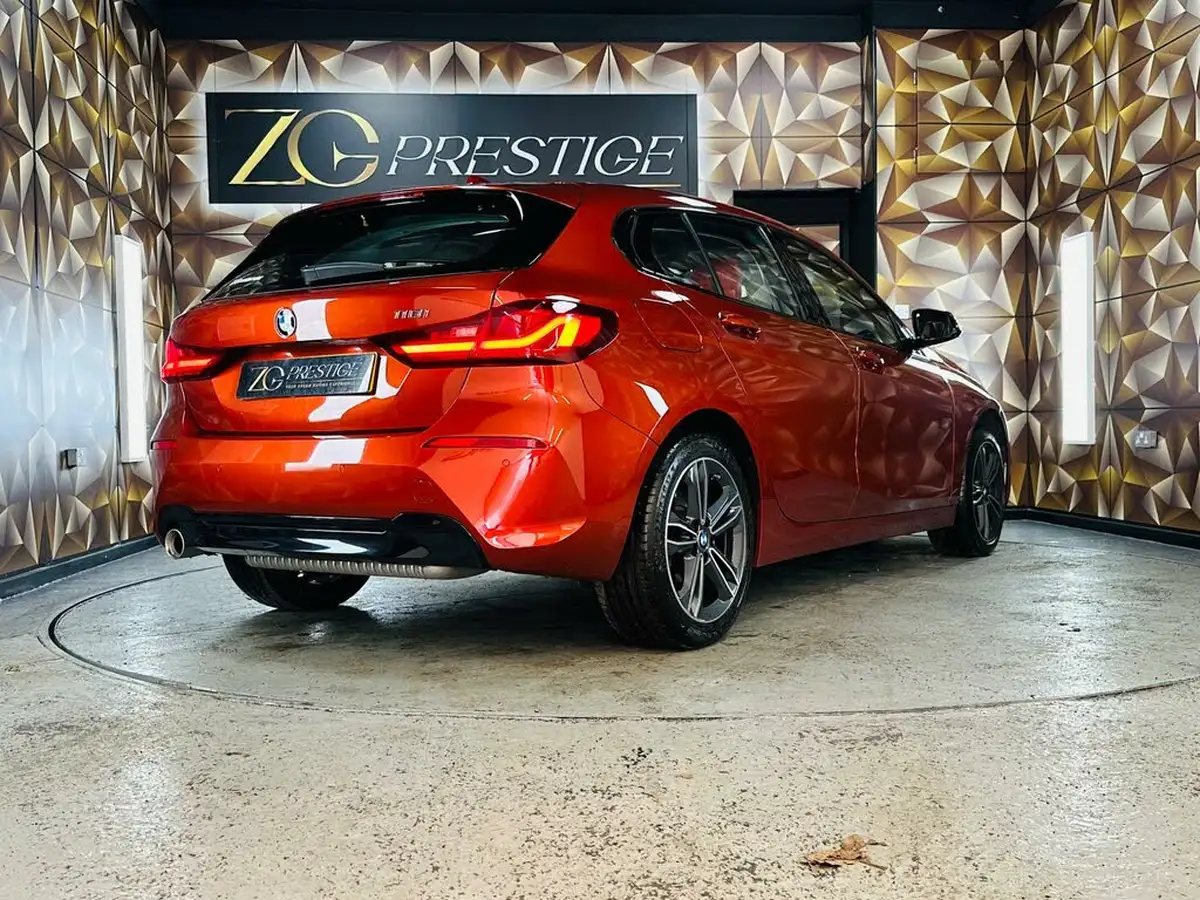 2021-bmw-1-series-15-118i-sport-lcp-big-18
