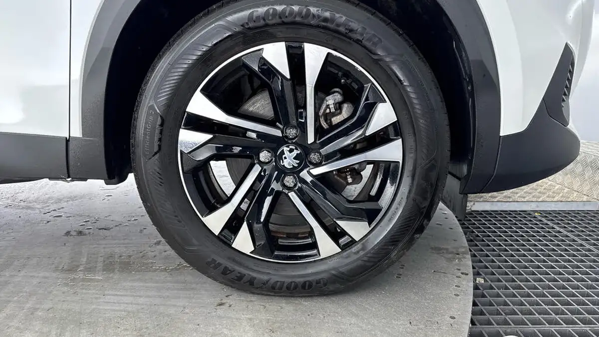 2022-peugeot-2008-suv-e-allure-premium-big-24