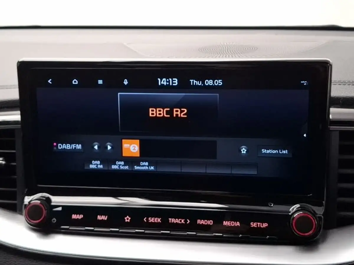 2022-kia-pro-ceed-15-t-gdi-gt-line-big-9