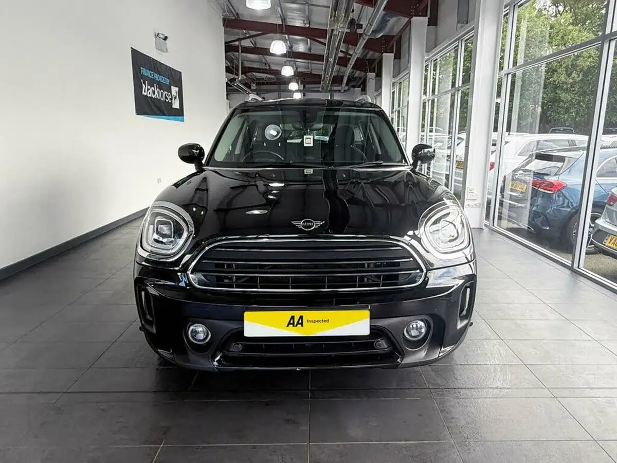 2021-mini-countryman-15-cooper-classic-comfort-auto-big-4