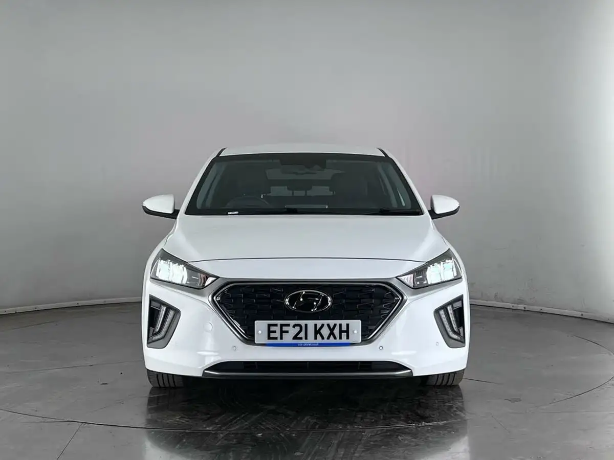 2021-hyundai-ioniq-16-gdi-premium-se-plug-in-hybrid-sunroof-big-6