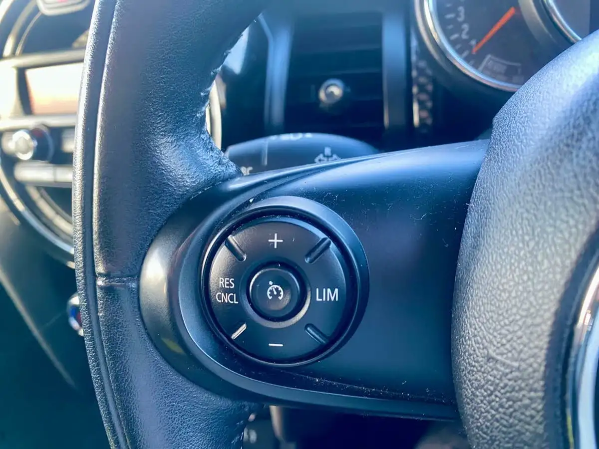 2016-mini-cooper-20-cooper-s-ss-hatchback-5d-big-24
