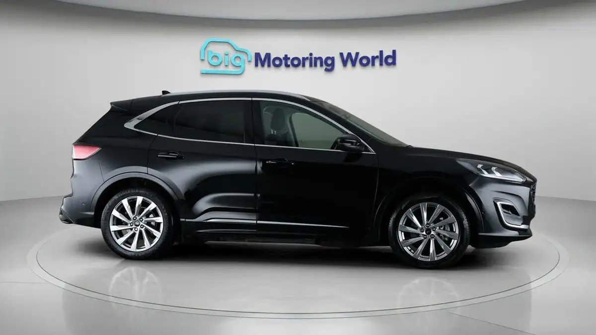 2021-ford-kuga-25t-vignale-225ps-phev-big-8