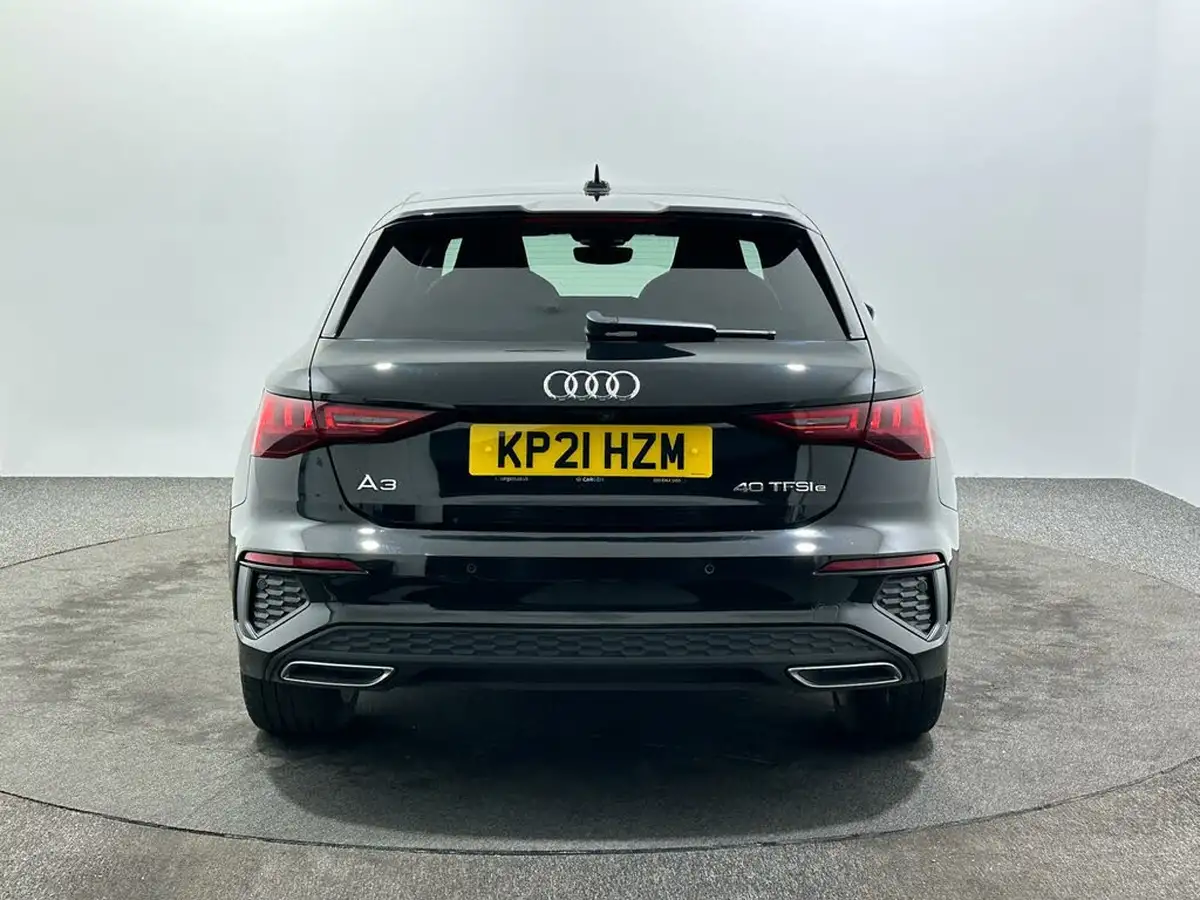 2021-audi-a3-14-40-tfsi-e-s-line-big-6