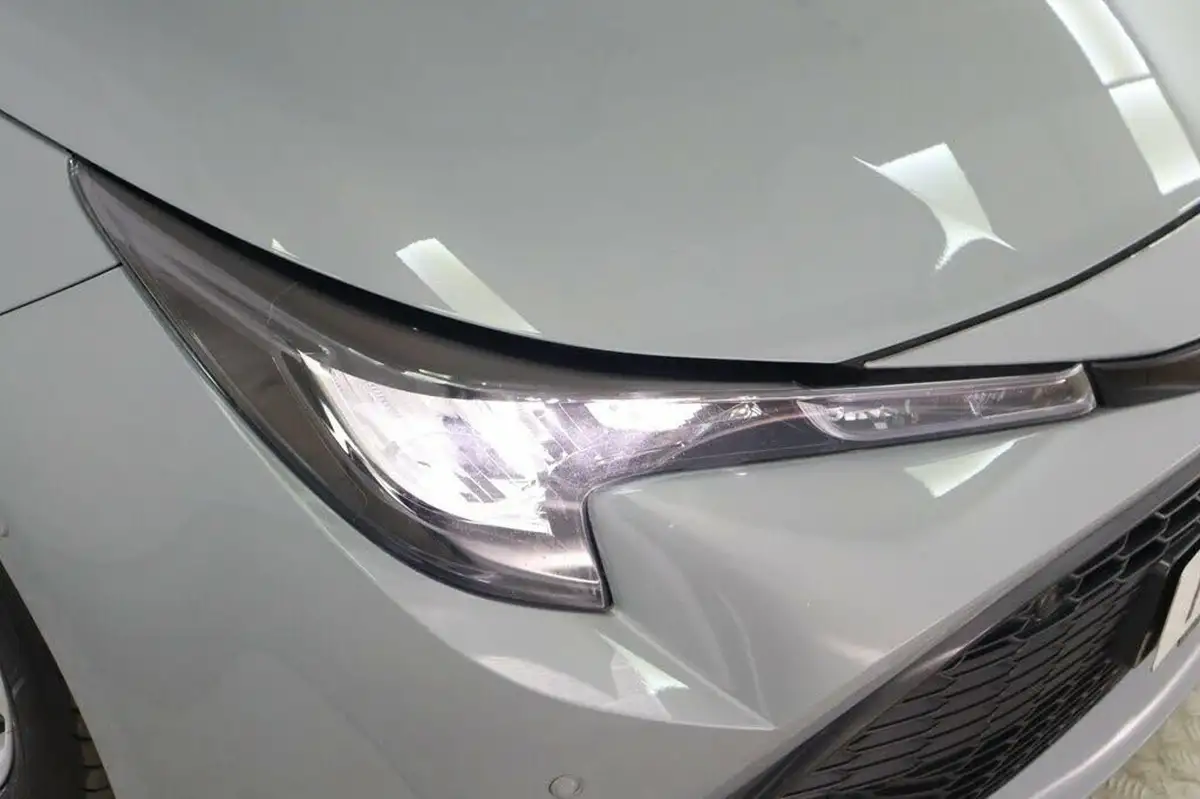 2021-toyota-corolla-18-vvt-i-icon-tech-spare-wheel-touring-sports-5d-big-45