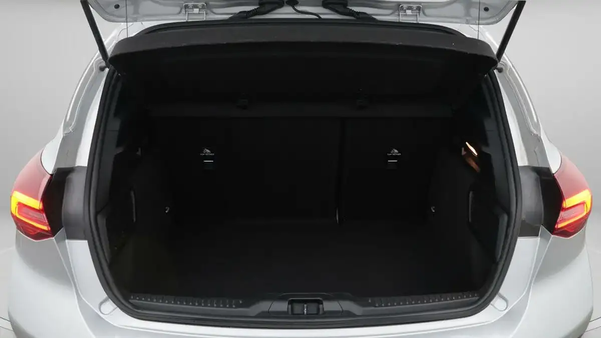 2022-ford-focus-10t-st-line-125ps-hatchback-big-17