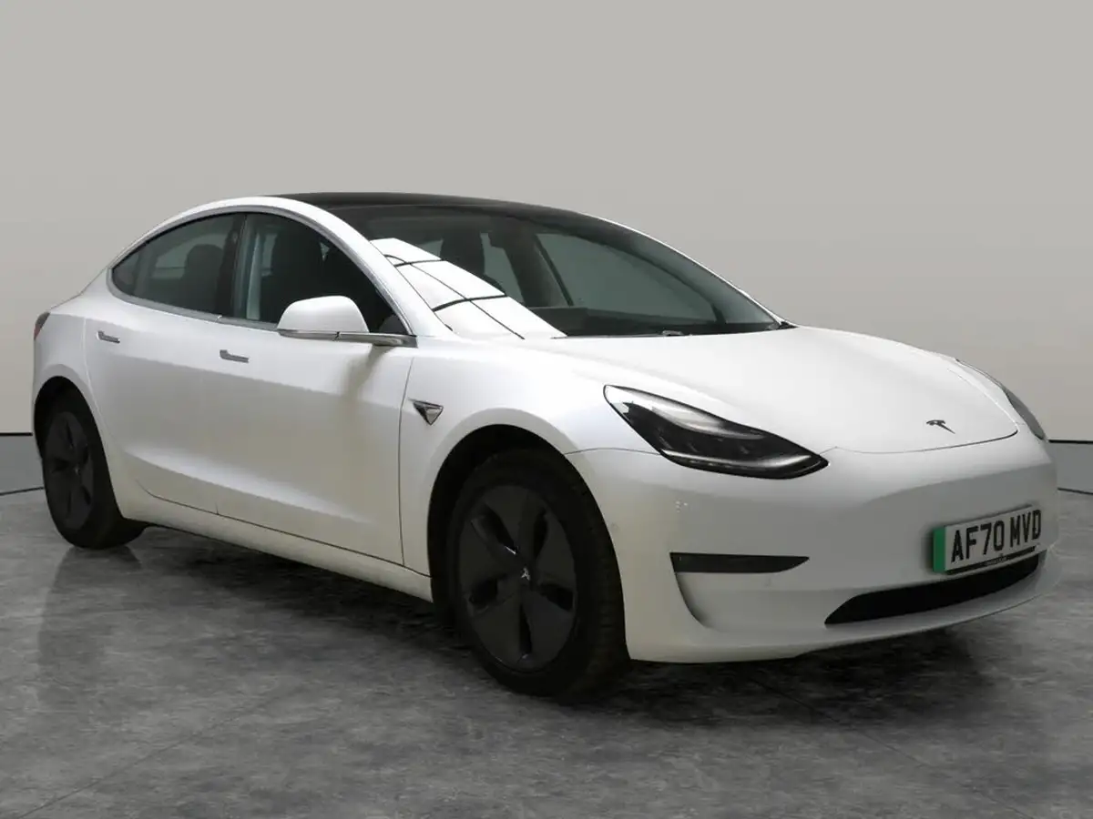 2020-tesla-model-3-e-long-range-big-9