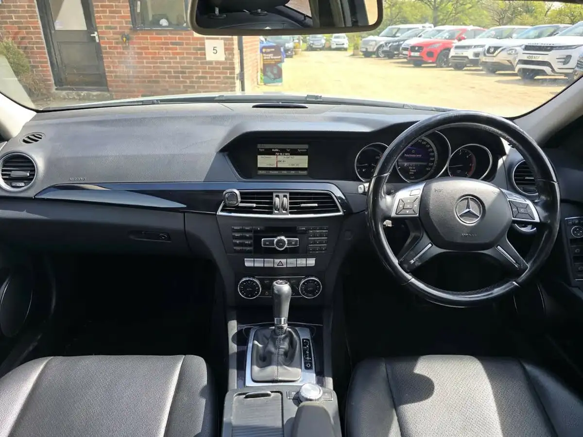 2012-mercedes-benz-c-class-21td-c220-cdi-executive-se-m-pilot-21cdi-blue-f-saloon-4d-7g-tronic-plus-big-8