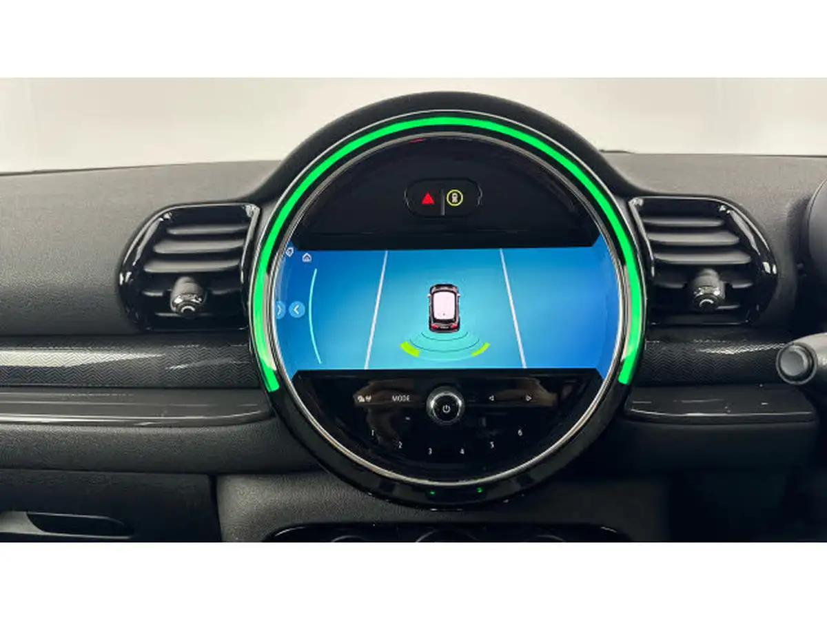2021-mini-clubman-15-cooper-classic-big-19