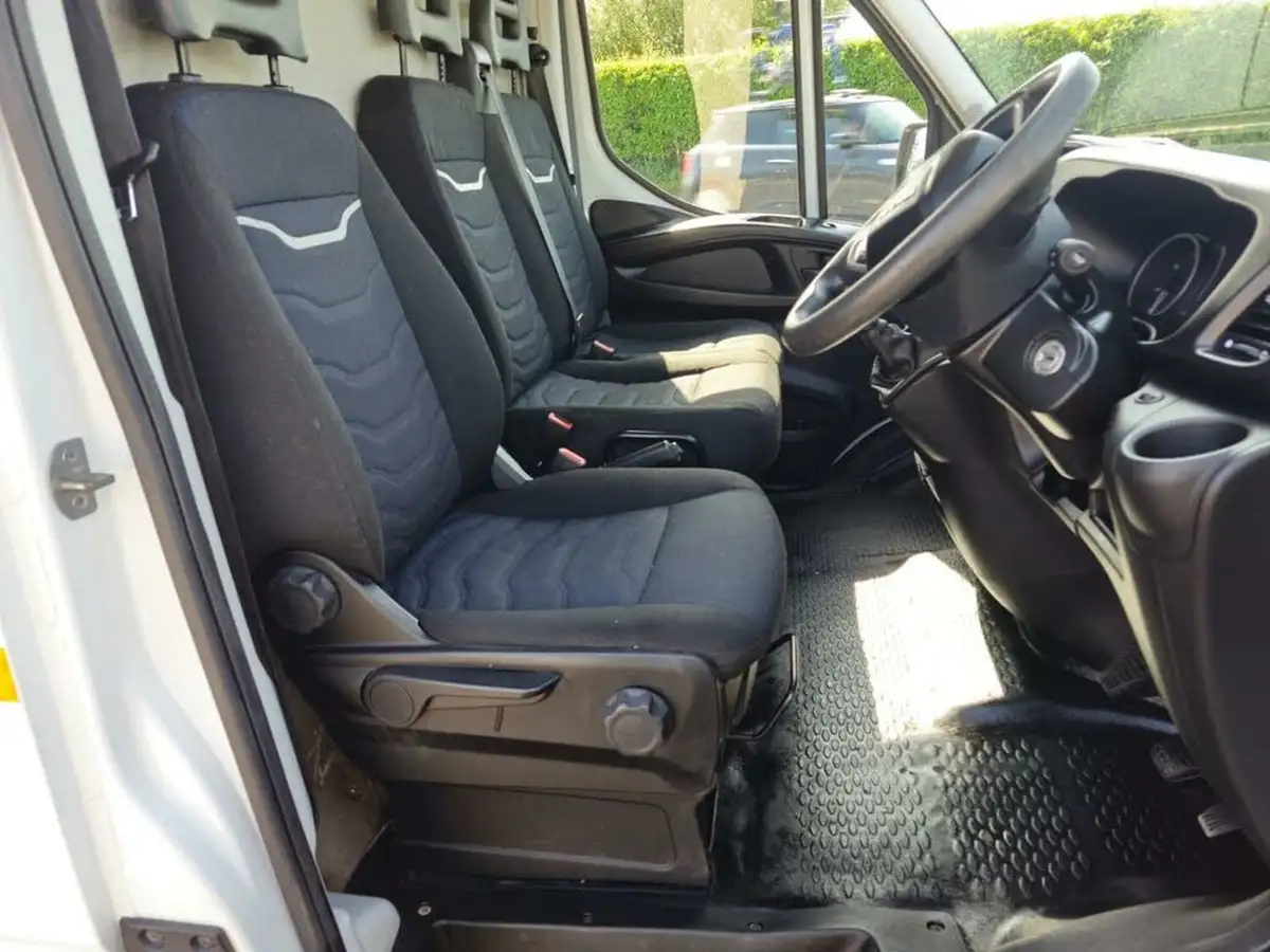 2021-iveco-daily-s-class-23td-35s14v-business-3520mm-h2-136pseu6dt-big-11