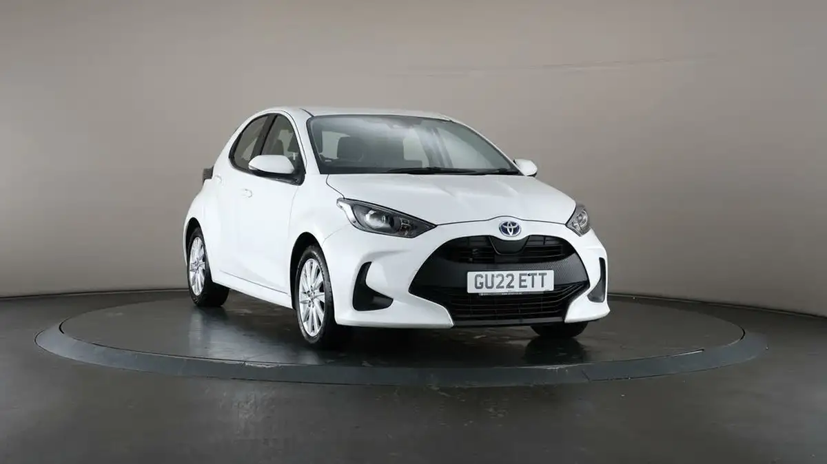 2022-toyota-yaris-15-vvt-i-icon-big-42