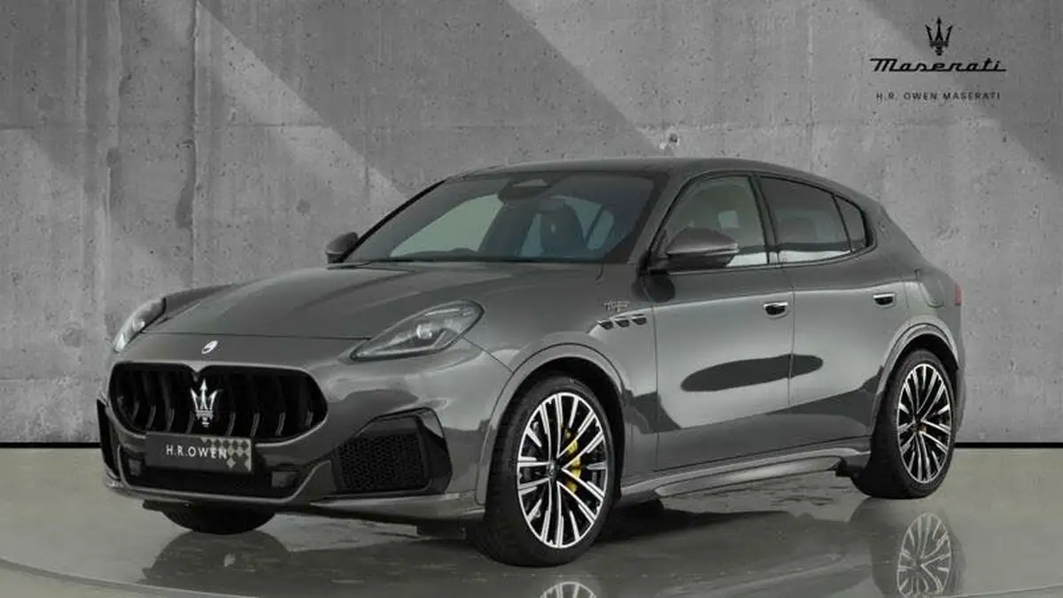 2023-maserati-grecale-30-trofeo-big-24