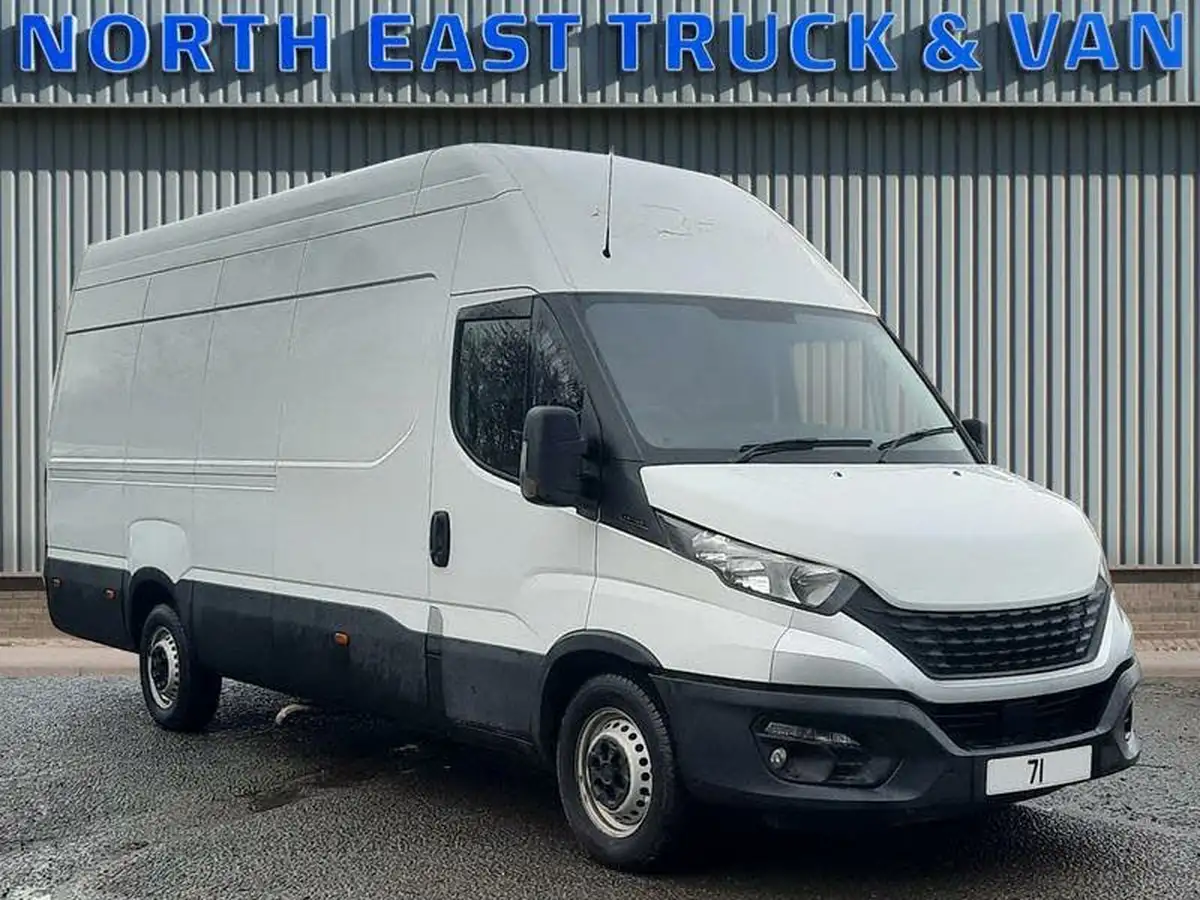 2021-iveco-daily-s-class-23td-35s14-business-3450mm-136pseu6dt-3450-big-0