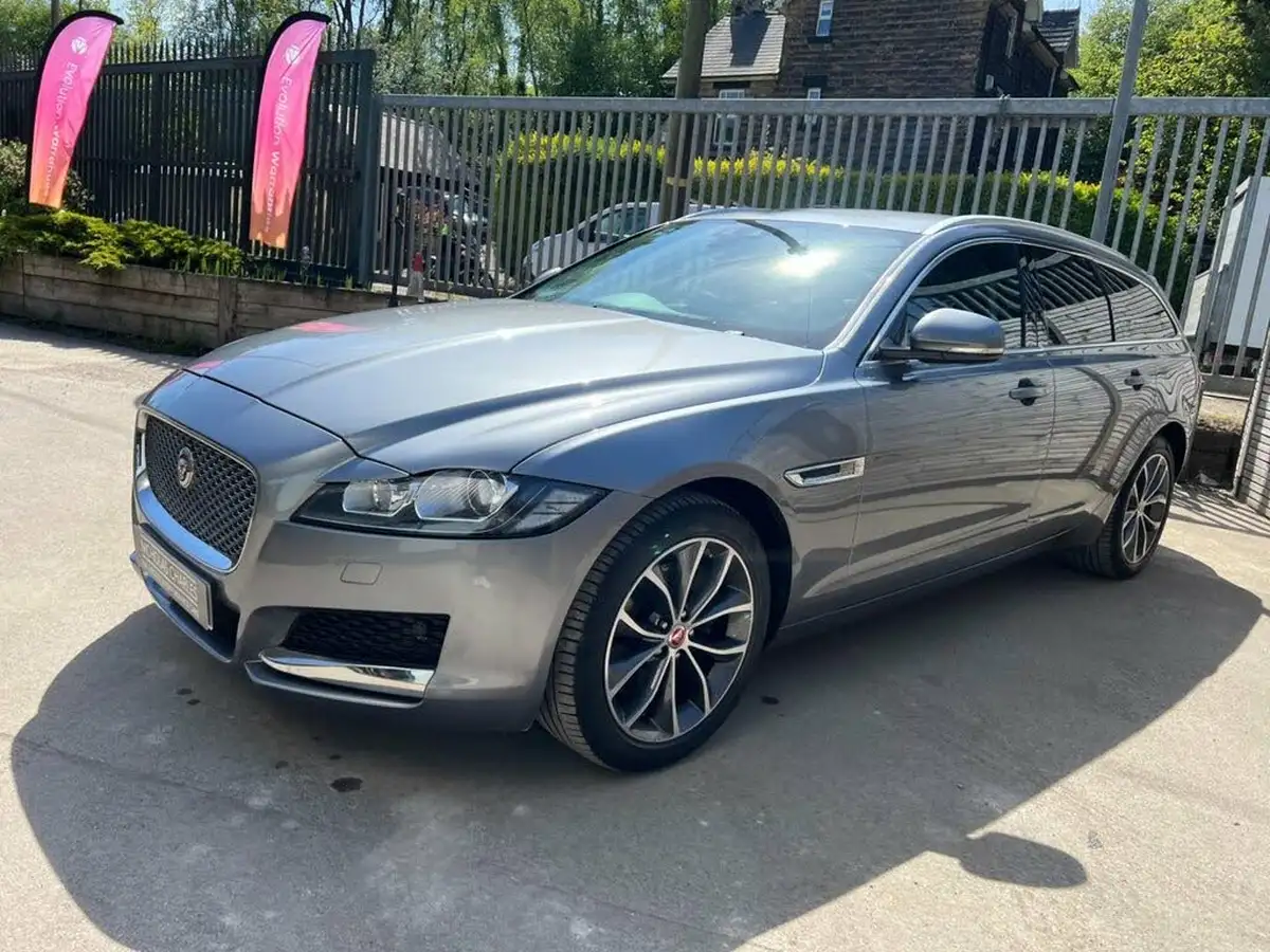 2019-jaguar-xf-20i-portfolio-250ps-sportbrake-5d-big-12