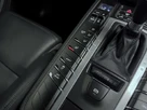 2019-porsche-macan-20-small-32